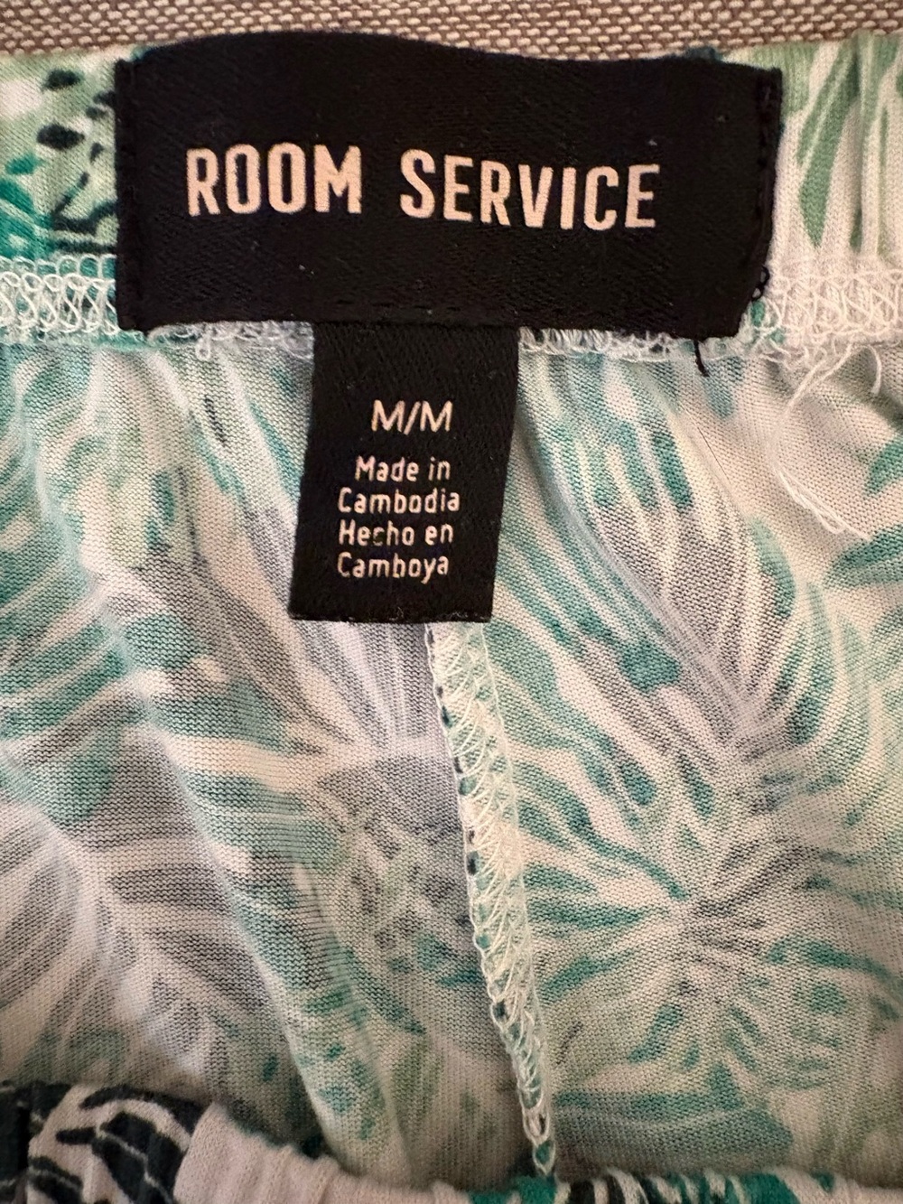 Room Service Monstera Green Tropical Pajama Set M Loungewear Resort Vacation - Picture 12 of 12